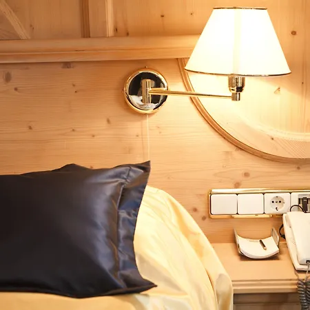 Reisch Ξενοδοχείο 4*