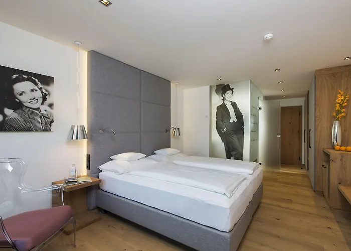 Reisch Отель Кицбюэль